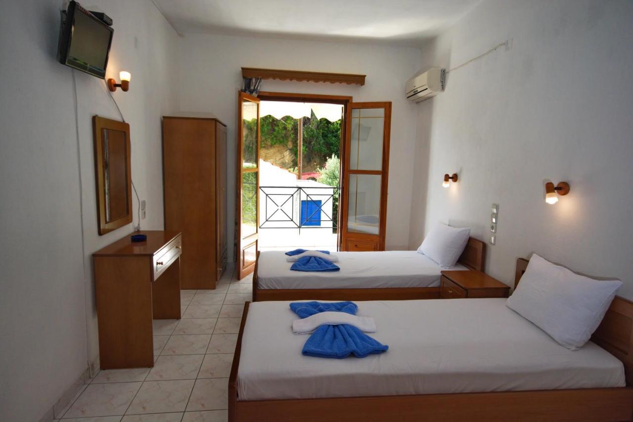 Nikis Rooms Kalamakia Exteriér fotografie